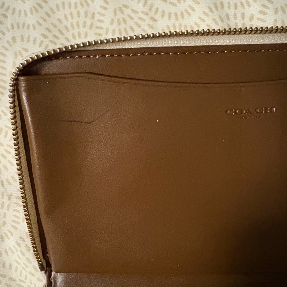 Coach Cream Wristlet with Rainbow Logo - Picture 3 of 10